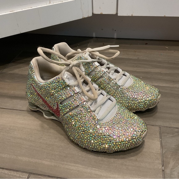 Nike SHOX Swarovski Crystal Rhinestone Diamond-Like Sneakers Shoes Gift Y2K sz 9 - Picture 1 of 9